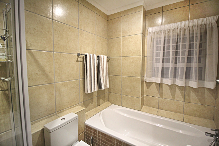 2 Bedroom Property for Sale in Boland Park Western Cape